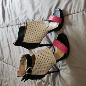 Juicy Couture heels size 7